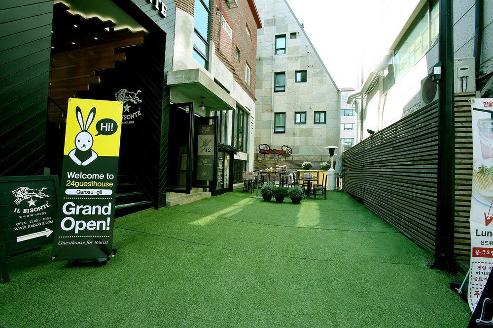 24 Guesthouse Garosugil - Gangnam Seoul Exteriör bild
