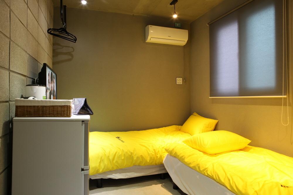 24 Guesthouse Garosugil - Gangnam Seoul Rum bild