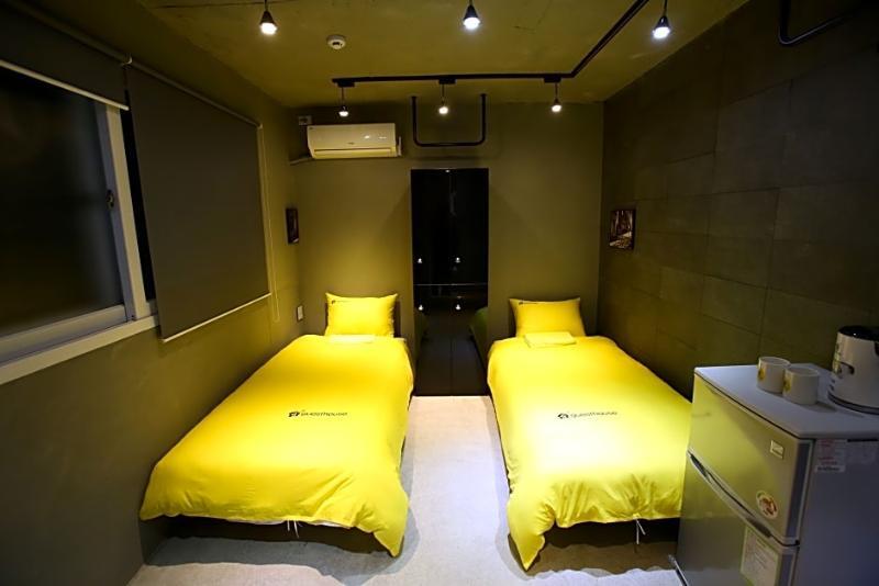 24 Guesthouse Garosugil - Gangnam Seoul Exteriör bild